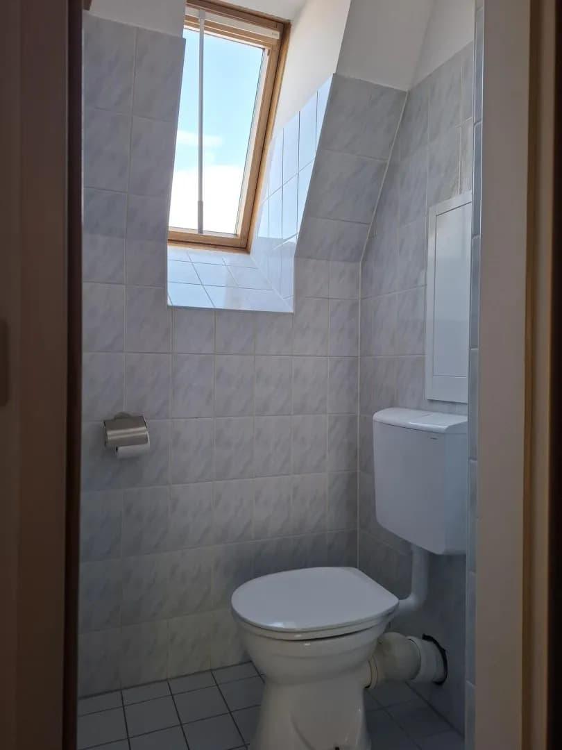 2-Zimmer-Wohnung mieten in Baden – 56 m², € 682 – Bild 10 von 10
