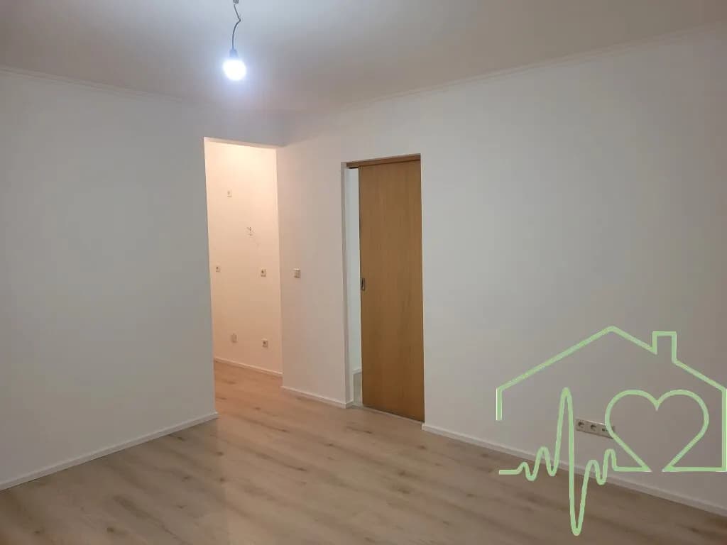 2-Zimmer-Wohnung kaufen in Innsbruck – 33,8 m², € 315.000 – Bild 8 von 15