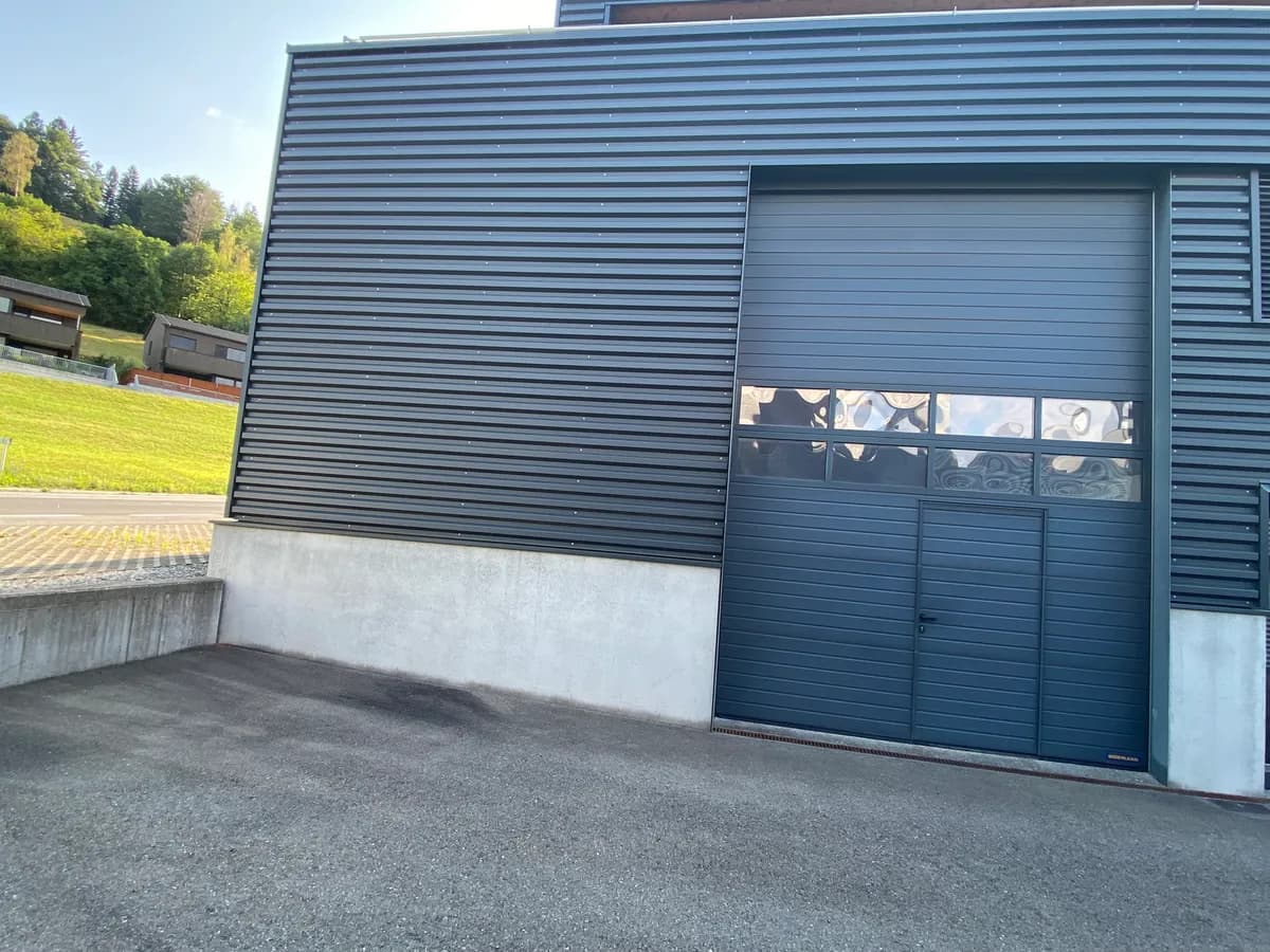 Gewerbeimmobilie mieten in Feldkirch – 143 m², € 1.900 – Bild 2 von 6