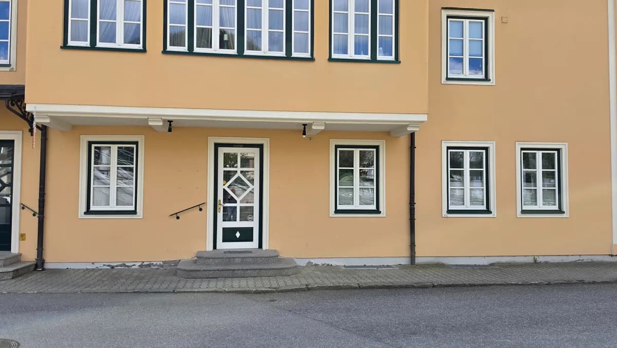Gewerbeimmobilie mieten in Gmunden – 77 m², € 1.440 – Bild 2 von 5