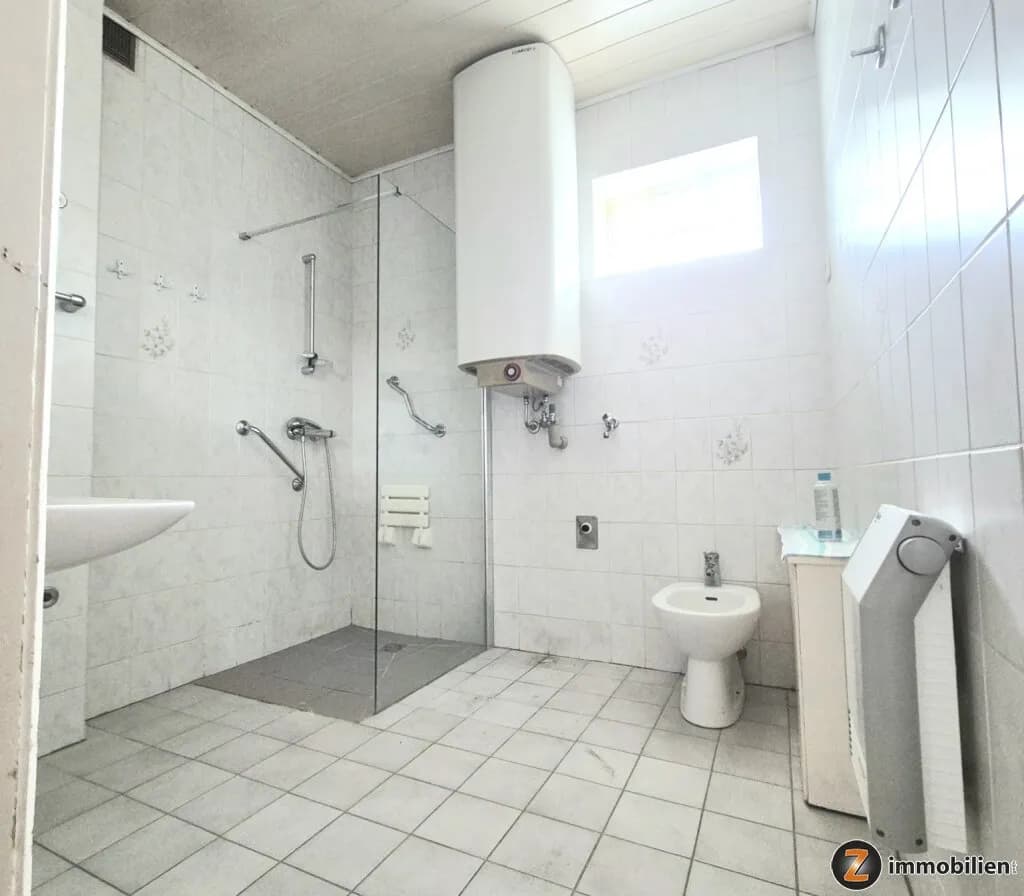 5-Zimmer-Haus kaufen in Oberpullendorf – 172 m², € 175.000 – Bild 8 von 22