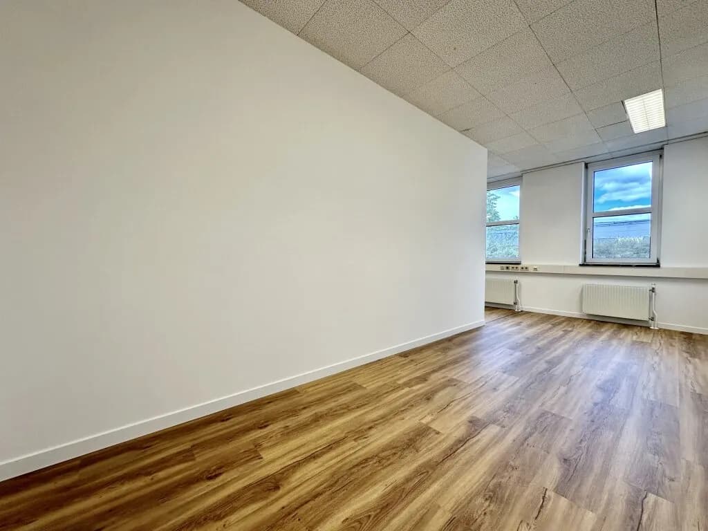1-Zimmer-Gewerbeimmobilie mieten in Wien – 63 m², € 1.058 – Bild 3 von 8