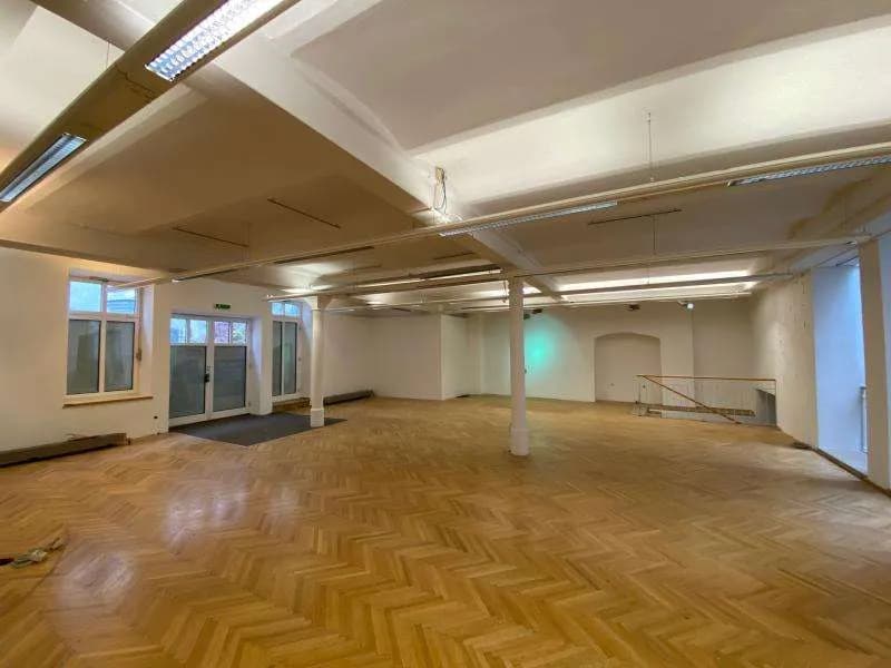 Gewerbeimmobilie mieten in Steyr – 1 250 m² – Bild 3 von 10