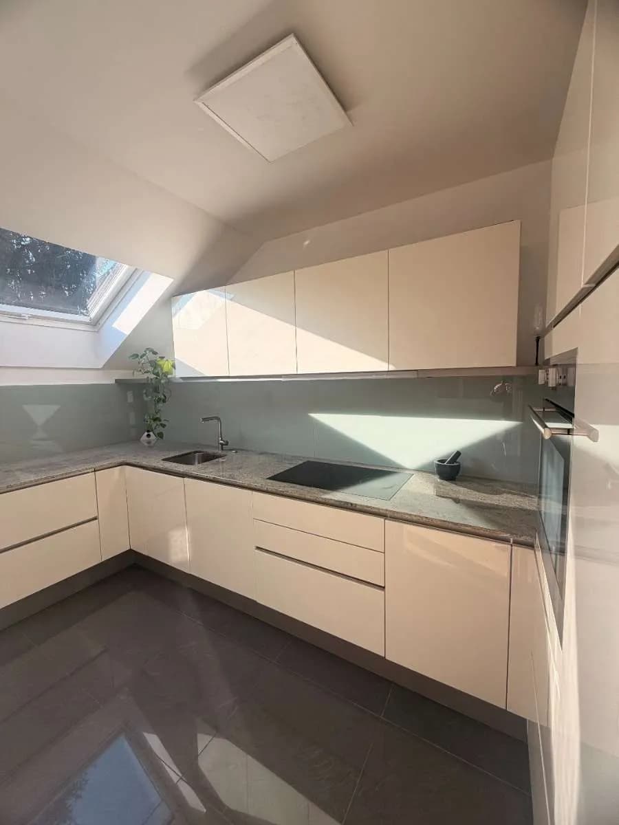 3-Zimmer-Wohnung mieten in Vöcklabruck – 104 m², € 1.890