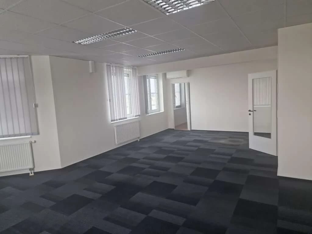 Gewerbeimmobilie mieten in Sankt Pölten – 135 m², € 1.223 – Bild 7 von 7