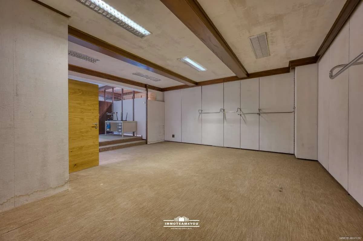 Gewerbeimmobilie mieten in Vöcklabruck – 210 m², € 1.891 – Bild 8 von 16