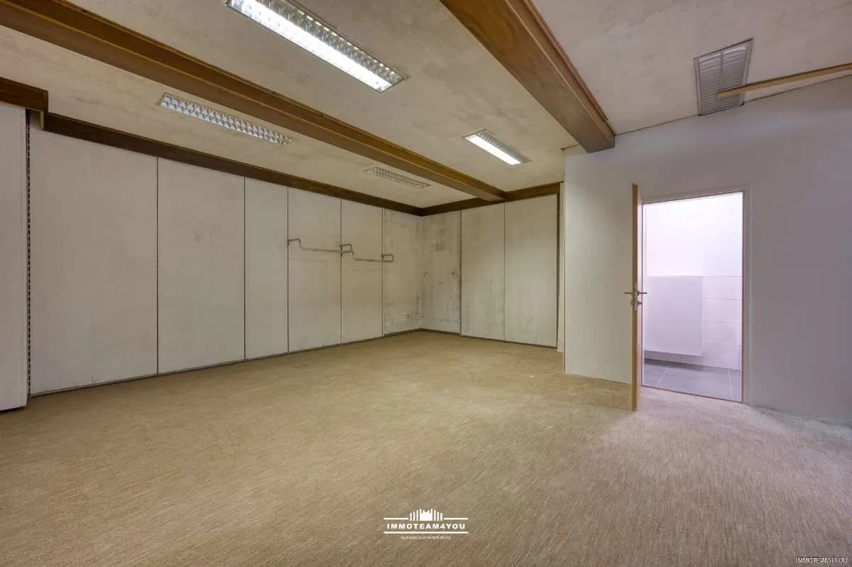 Gewerbeimmobilie mieten in Vöcklabruck – 210 m², € 1.891 – Bild 9 von 16