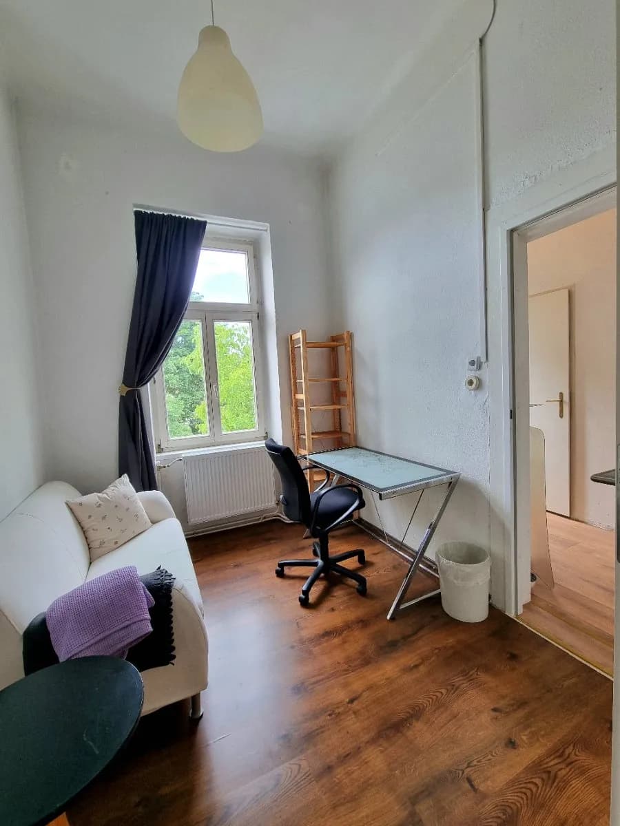 1-Zimmer-Wohnung mieten in Baden – 23 m², € 550 – Bild 5 von 8