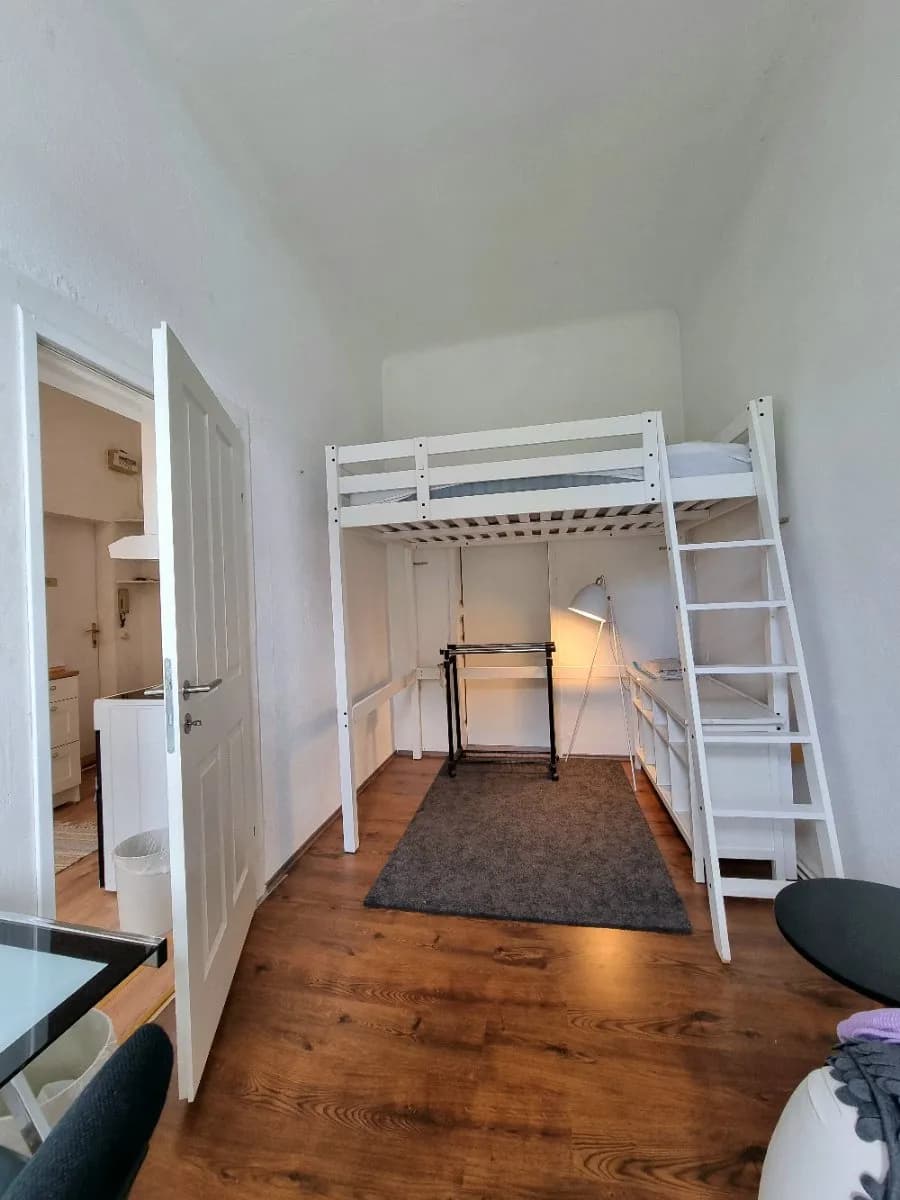1-Zimmer-Wohnung mieten in Baden – 23 m², € 550 – Bild 6 von 8