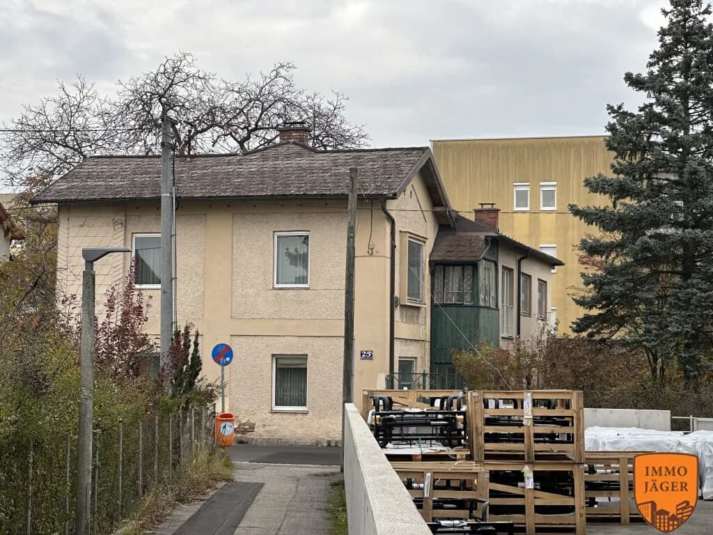 14-Zimmer-Haus kaufen in Linz – 218 m², € 380.000