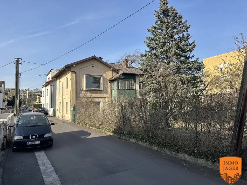 14-Zimmer-Haus kaufen in Linz – 218 m², € 380.000 – Bild 2 von 6