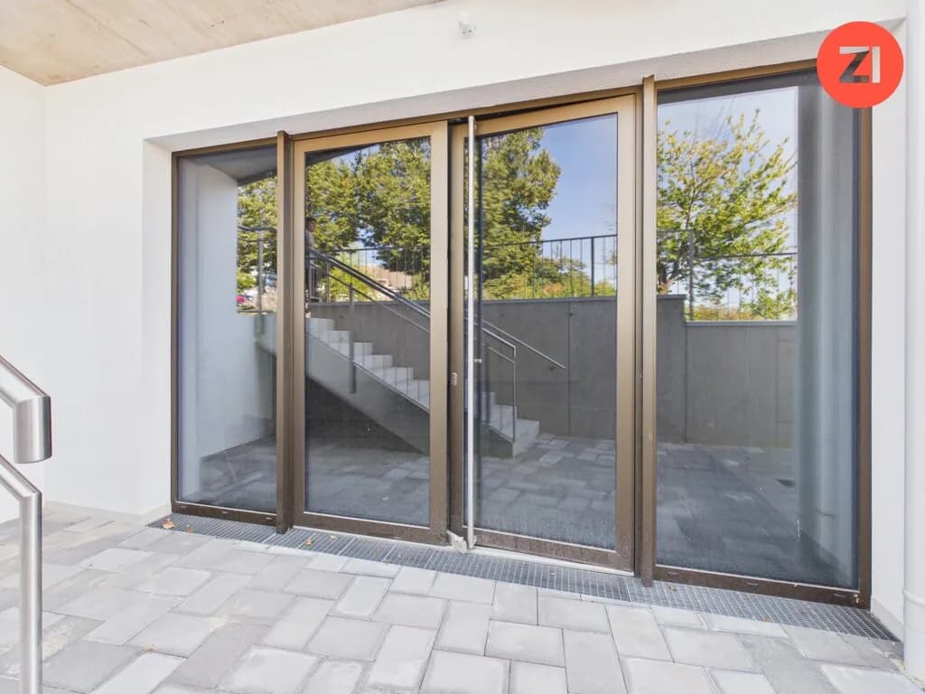 Gewerbeimmobilie mieten in Freistadt – 93 m², € 1.837