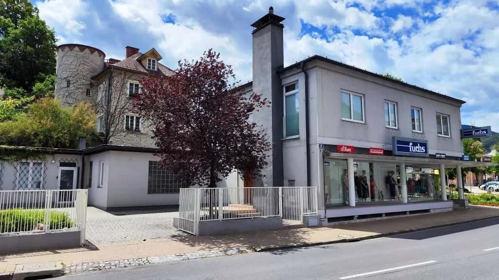 Haus kaufen in Neunkirchen – 675 m², € 820.000