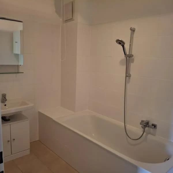 3-Zimmer-Wohnung mieten in Baden – 71,39 m², € 1.166 – Bild 10 von 15
