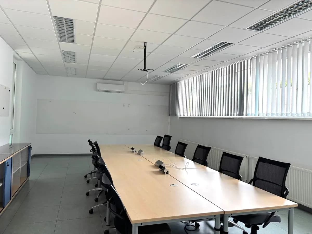 Gewerbeimmobilie mieten in Wels-Land – 320 m², € 2.300 – Bild 17 von 19