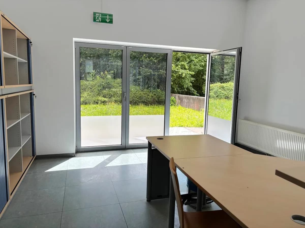 Gewerbeimmobilie mieten in Wels-Land – 320 m², € 2.300 – Bild 18 von 19