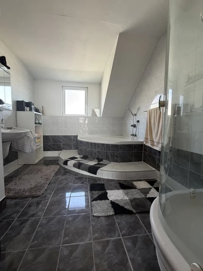 Wohnung kaufen in Linz – 143 m², € 379.000 – Bild 11 von 12