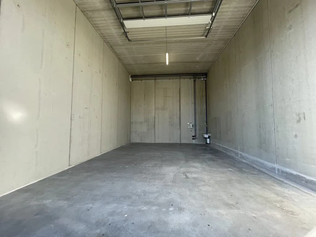 Gewerbeimmobilie mieten in Vöcklabruck – 135 m², € 1.275 – Bild 13 von 19