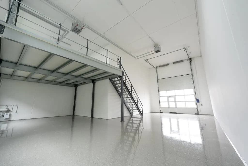 Gewerbeimmobilie mieten in Vöcklabruck – 135 m², € 1.275 – Bild 15 von 19