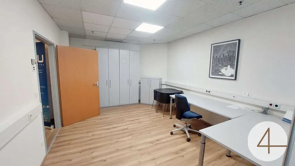 Gewerbeimmobilie mieten in Sankt Pölten – 78 m², € 939 – Bild 2 von 9