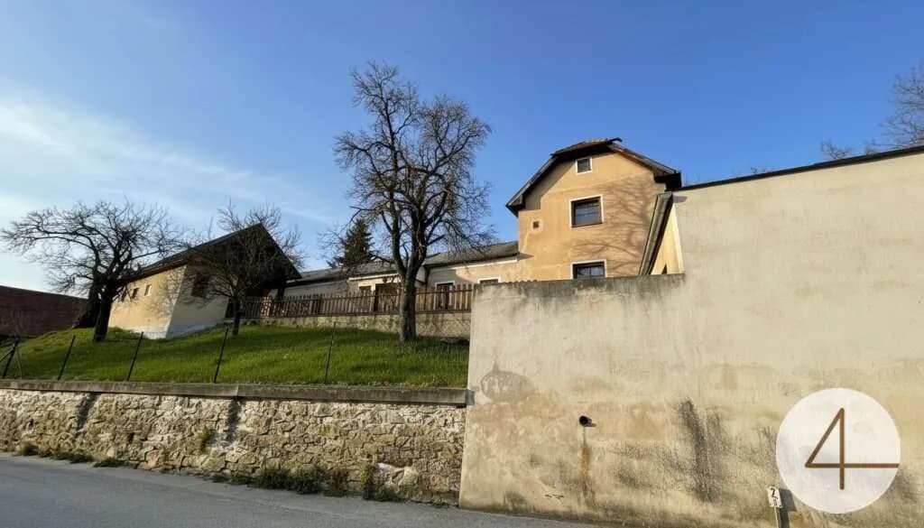 Haus kaufen in Horn – 14 648 m², € 249.000