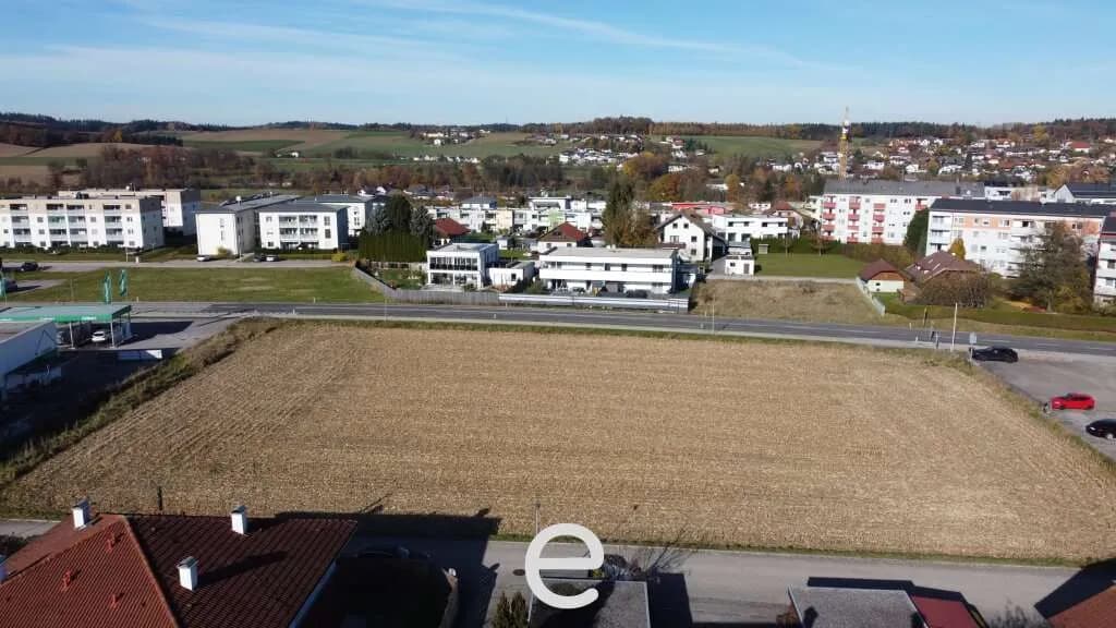 Immobilie kaufen in Wels-Land – 6 382 m², € 1.250.000 – Bild 3 von 5