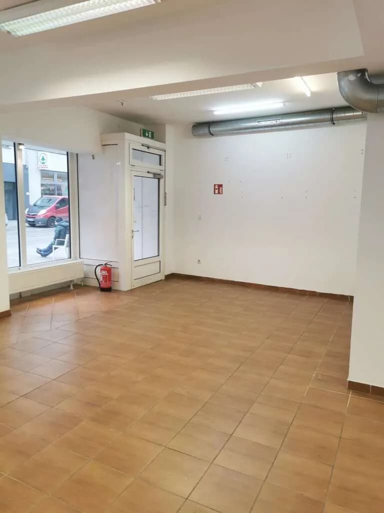 Gewerbeimmobilie mieten in Wien – 304 m², € 2.963 – Bild 2 von 8