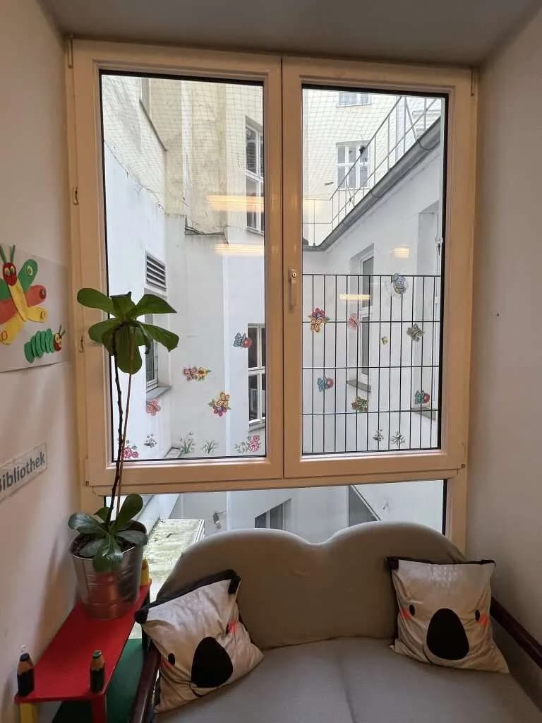 Gewerbeimmobilie mieten in Wien – 335 m², € 6.062 – Bild 2 von 5