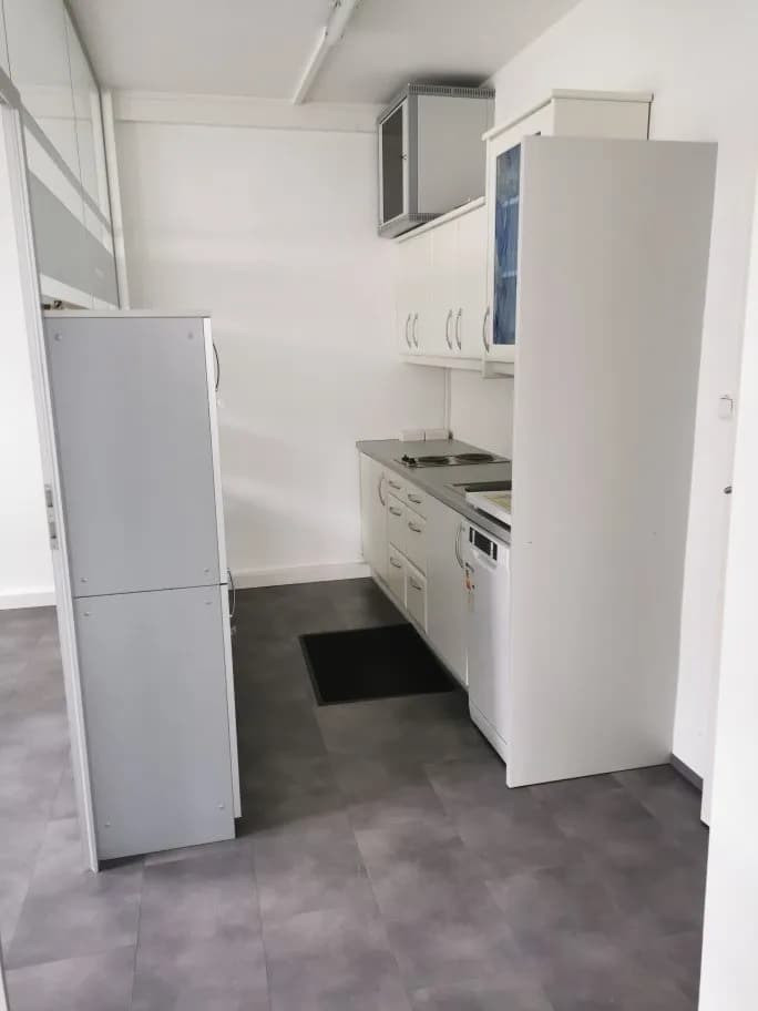 4-Zimmer-Gewerbeimmobilie mieten in Vöcklabruck – 20 m², € 390 – Bild 6 von 14