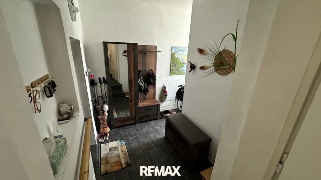6-Zimmer-Gewerbeimmobilie kaufen in Vöcklabruck – 174 m², € 355.000 – Bild 6 von 30