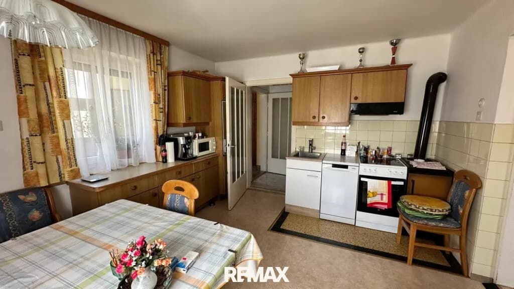 6-Zimmer-Gewerbeimmobilie kaufen in Vöcklabruck – 174 m², € 355.000 – Bild 8 von 30