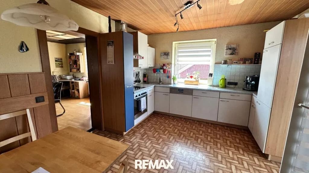 6-Zimmer-Gewerbeimmobilie kaufen in Vöcklabruck – 174 m², € 355.000 – Bild 13 von 30