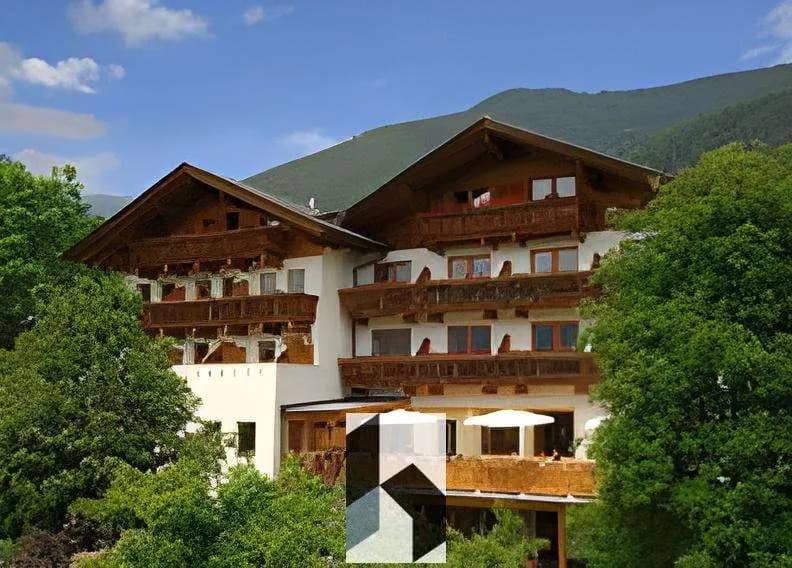 34-Zimmer-Gewerbeimmobilie kaufen in Lienz – 1 820 m²