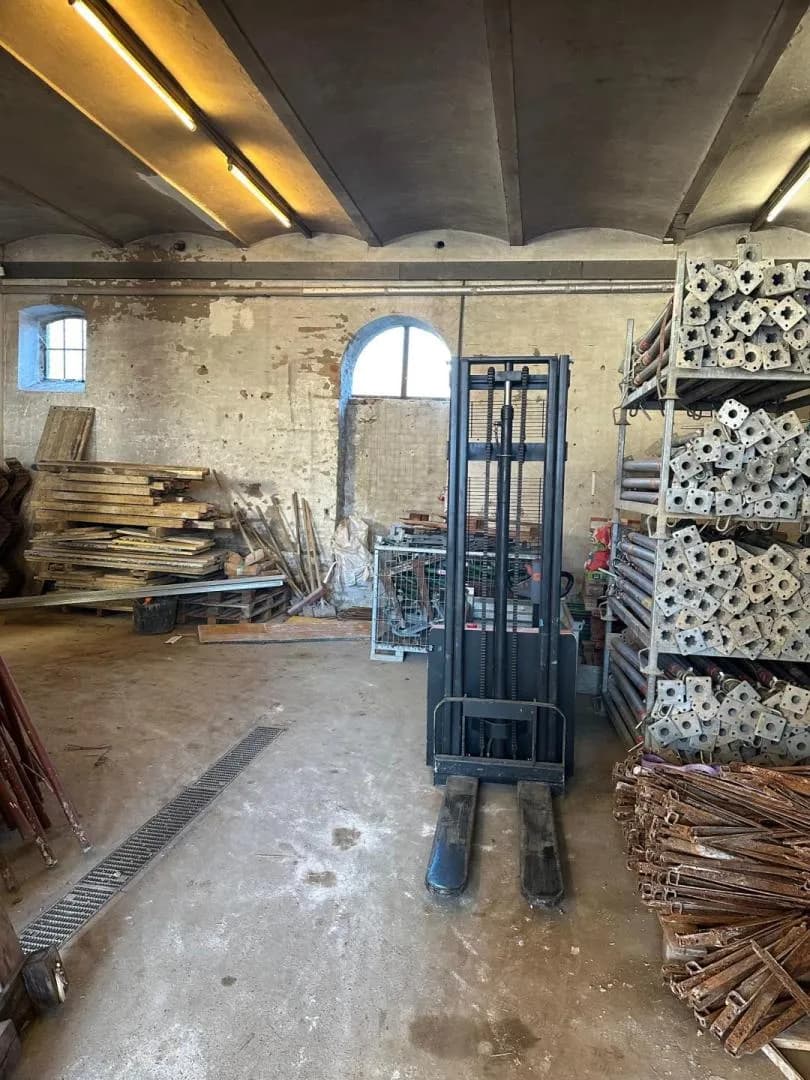 Gewerbeimmobilie mieten in Mödling – 175 m², € 1.454 – Bild 2 von 8
