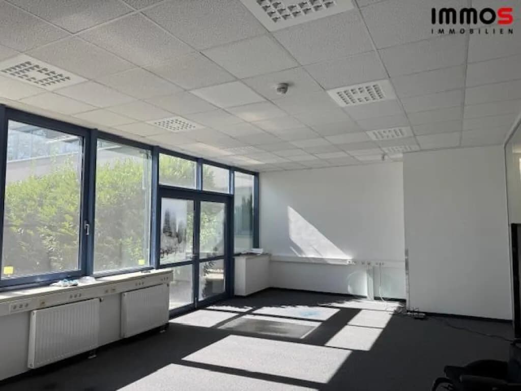 2-Zimmer-Gewerbeimmobilie mieten in Linz – 121 m², € 1.071 – Bild 4 von 17