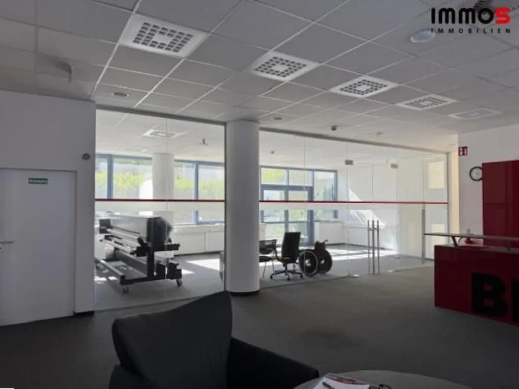 2-Zimmer-Gewerbeimmobilie mieten in Linz – 121 m², € 1.071 – Bild 8 von 17