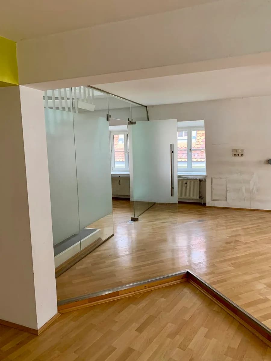 4-Zimmer-Wohnung mieten in Graz – 193 m², € 2.082