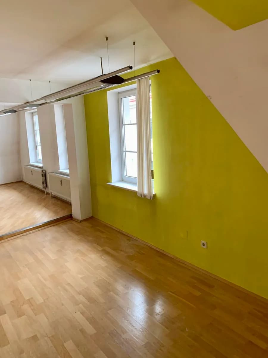 4-Zimmer-Wohnung mieten in Graz – 193 m², € 2.082 – Bild 3 von 7