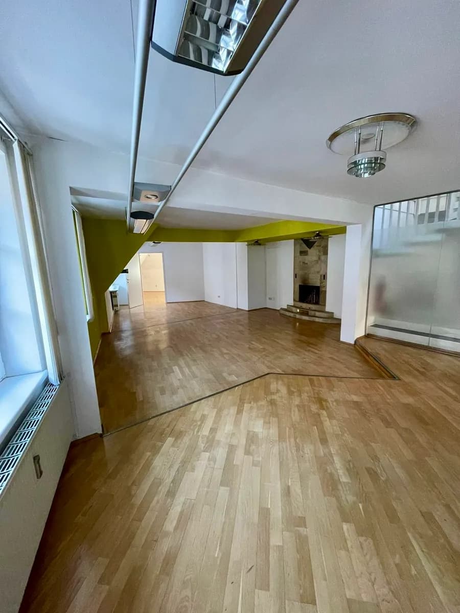 4-Zimmer-Wohnung mieten in Graz – 193 m², € 2.082 – Bild 5 von 7