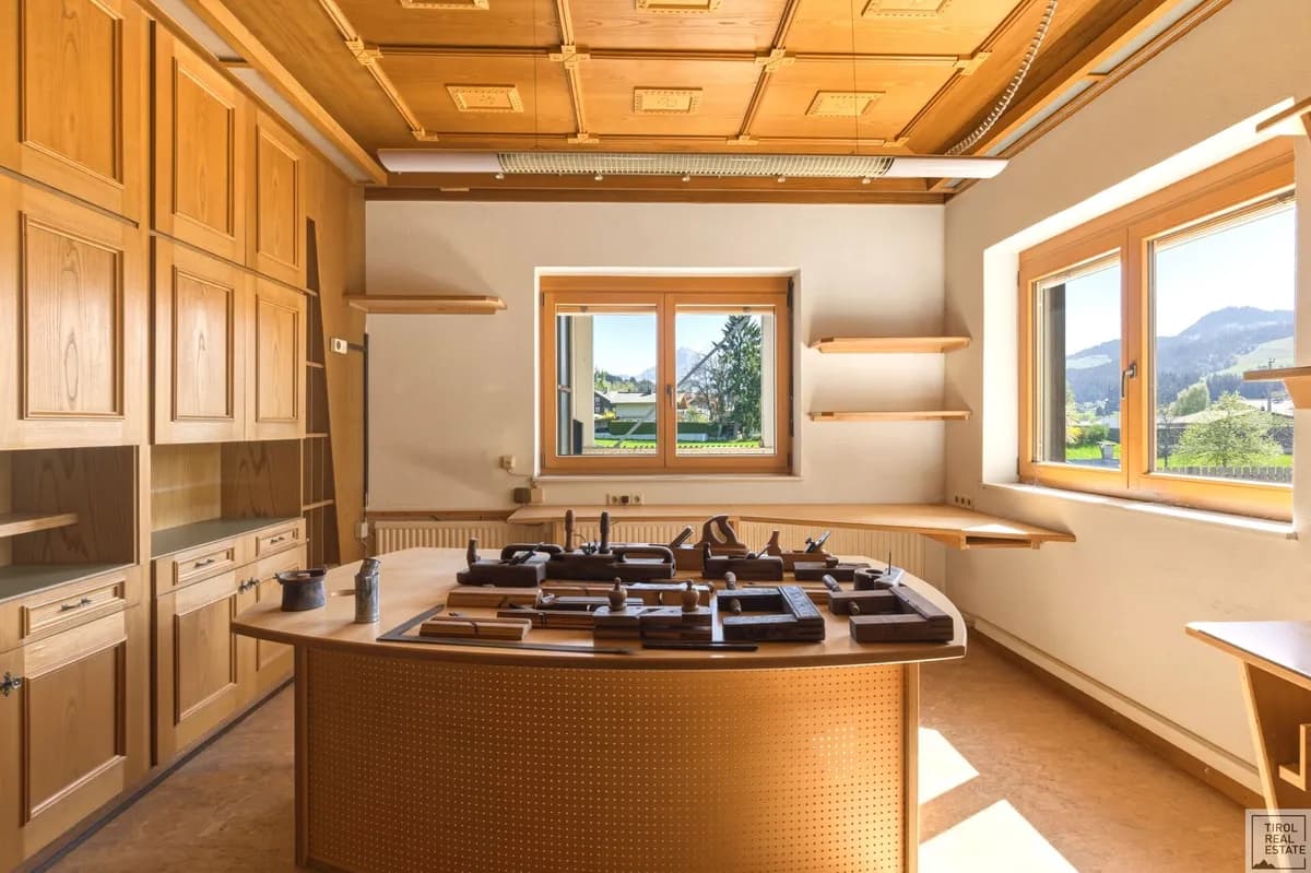 3-Zimmer-Gewerbeimmobilie kaufen in Kitzbühel – 135 m², € 2.400.000 – Bild 10 von 19