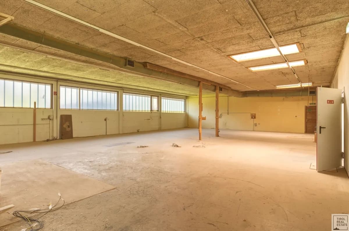 3-Zimmer-Gewerbeimmobilie kaufen in Kitzbühel – 135 m², € 2.400.000 – Bild 13 von 19