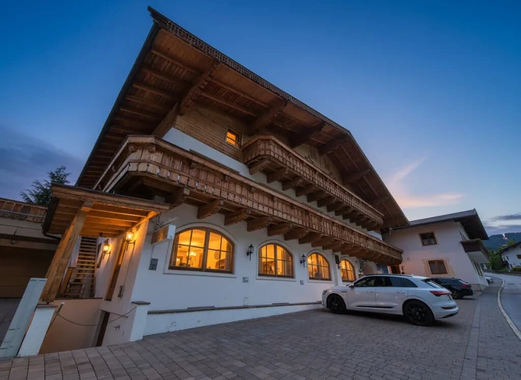 Gewerbeimmobilie kaufen in Kitzbühel – 400 m², € 3.199.000