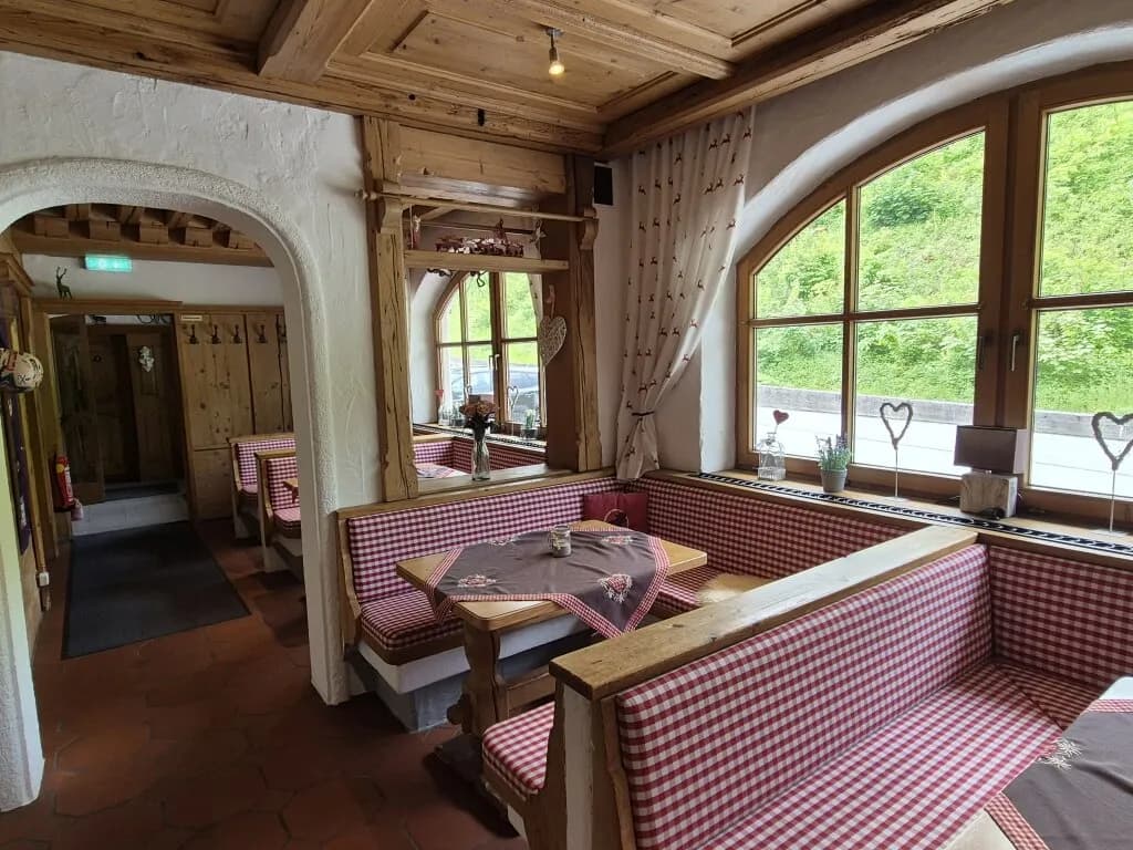 Gewerbeimmobilie kaufen in Kitzbühel – 400 m², € 3.199.000 – Bild 5 von 21