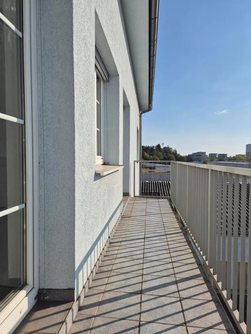 3-Zimmer-Gewerbeimmobilie mieten in Linz – 102 m², € 830 – Bild 6 von 15
