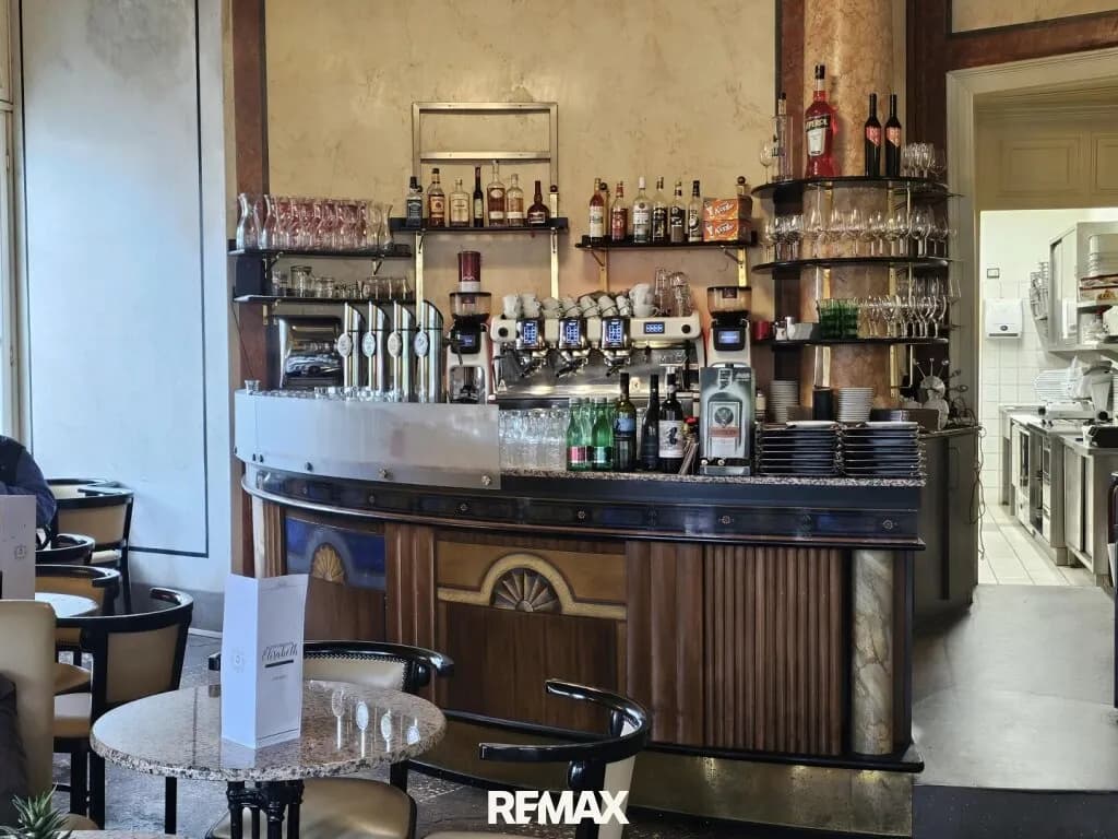 Gewerbeimmobilie mieten in Gmunden – 457 m², € 6.658 – Bild 9 von 24