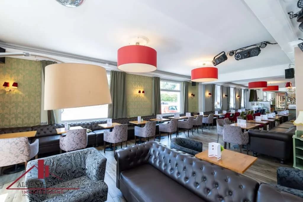 Immobilie kaufen in Sankt Pölten Land – 907 m², € 2.178.000 – Bild 1 von 7