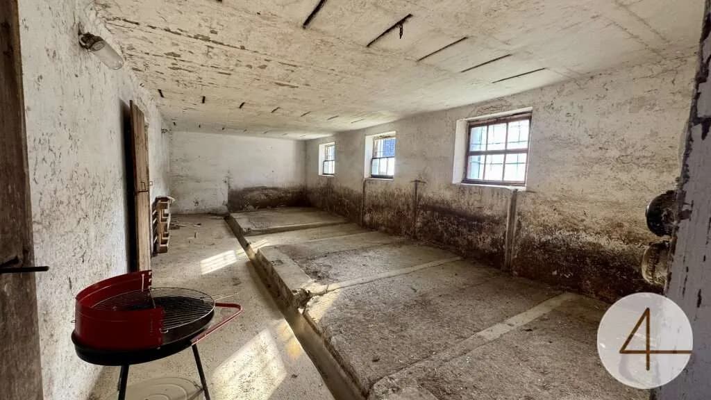 Haus kaufen in Horn – 2 321 m², € 149.000 – Bild 4 von 12