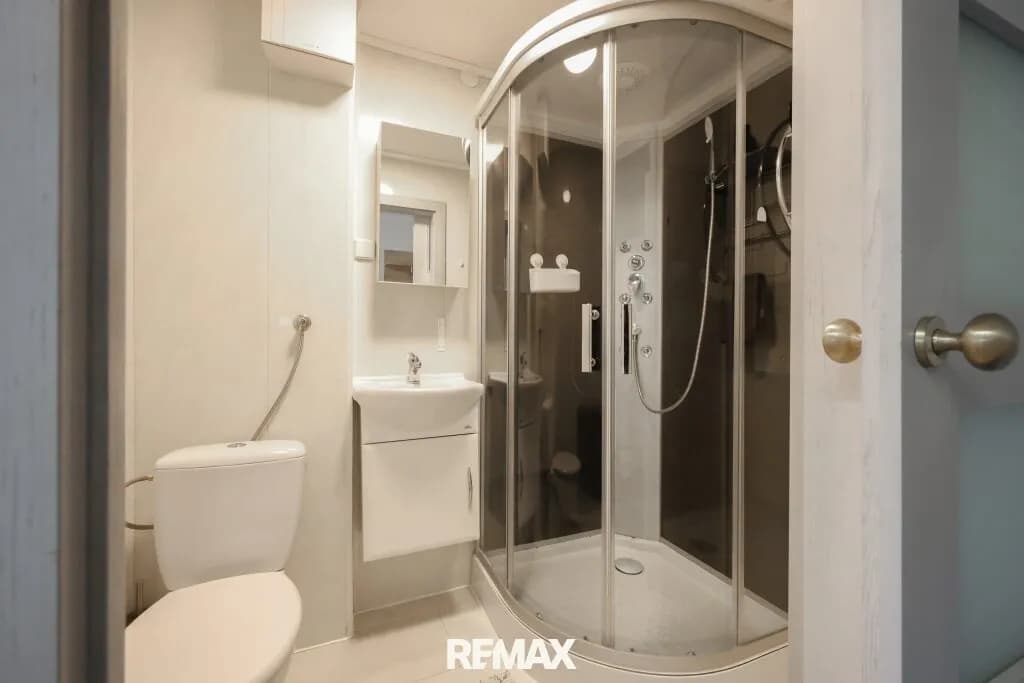 Gewerbeimmobilie kaufen in Liezen – 250 m², € 399.000 – Bild 7 von 13