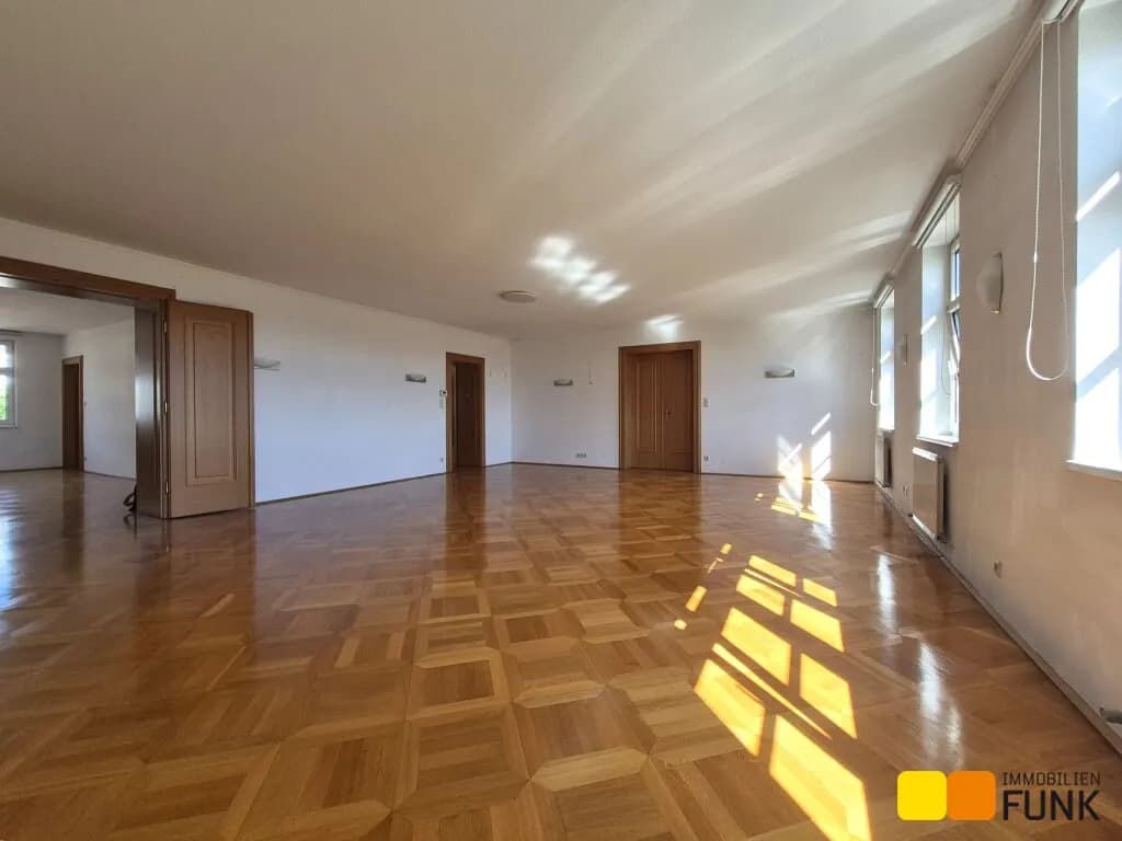 4-Zimmer-Gewerbeimmobilie mieten in Wien – 225 m², € 3.677