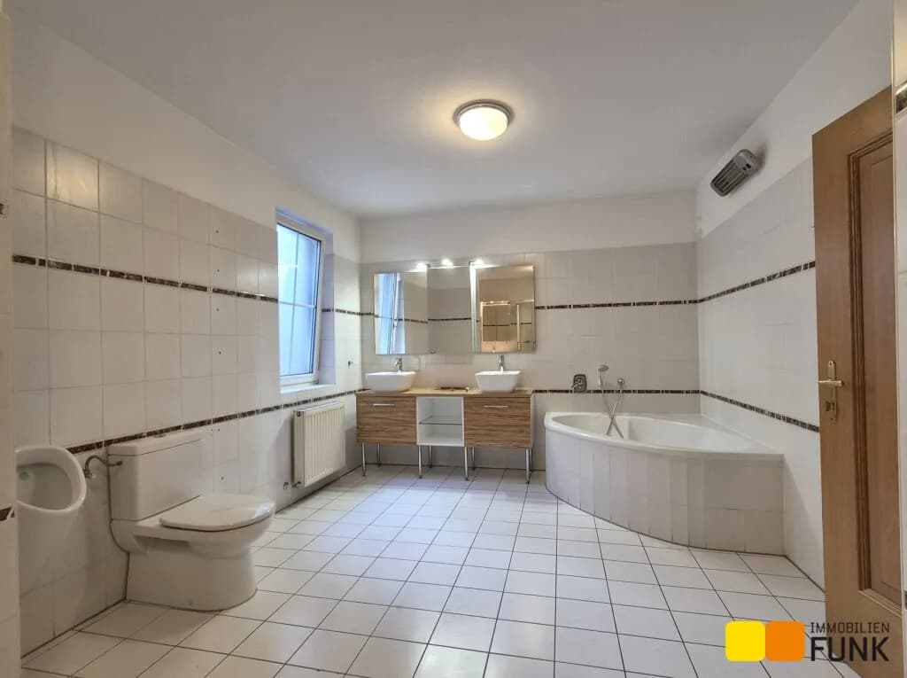 4-Zimmer-Gewerbeimmobilie mieten in Wien – 225 m², € 3.677 – Bild 17 von 26